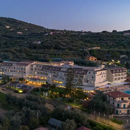 Grand Vesuvio 4* Sorrento