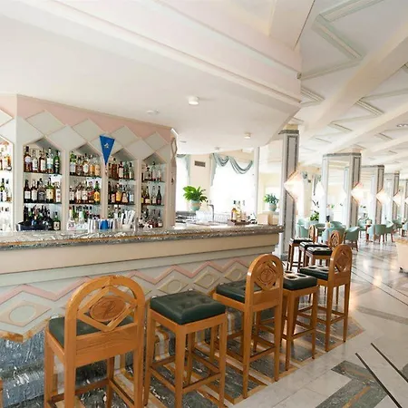 Hotel Grand Vesuvio