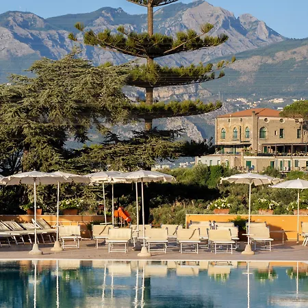 Hotel Grand Vesuvio