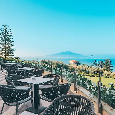 Grand Vesuvio Hotel