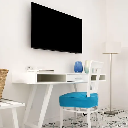 Hotel Grand Vesuvio 4*