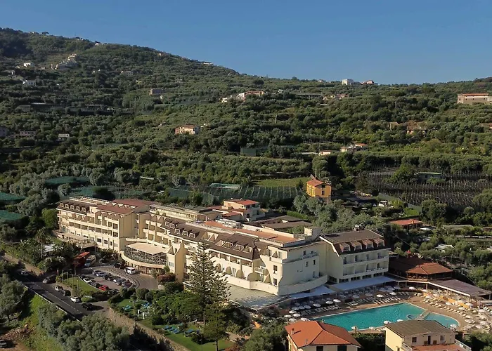 Grand Vesuvio Szálloda 4*