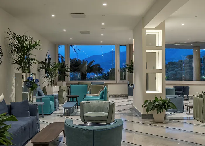 Szálloda Grand Vesuvio 4*