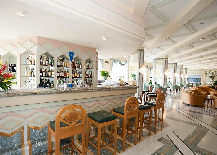 Готель Grand Vesuvio