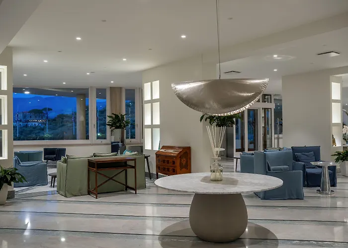 Grand Vesuvio 4* Сорренто